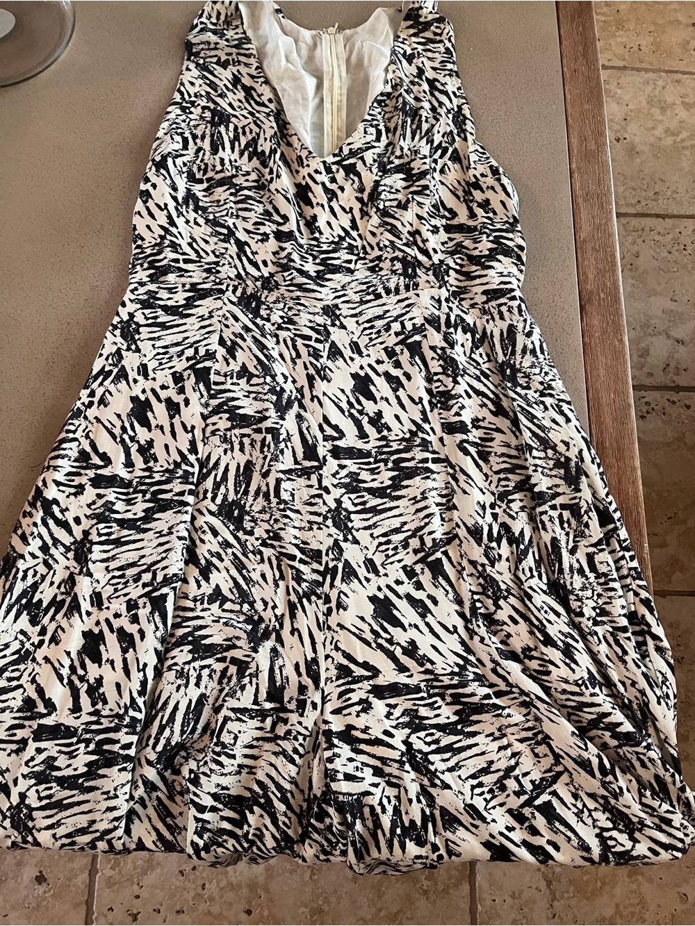 Women’s Black & White Patterned V-Neck jumpsuit